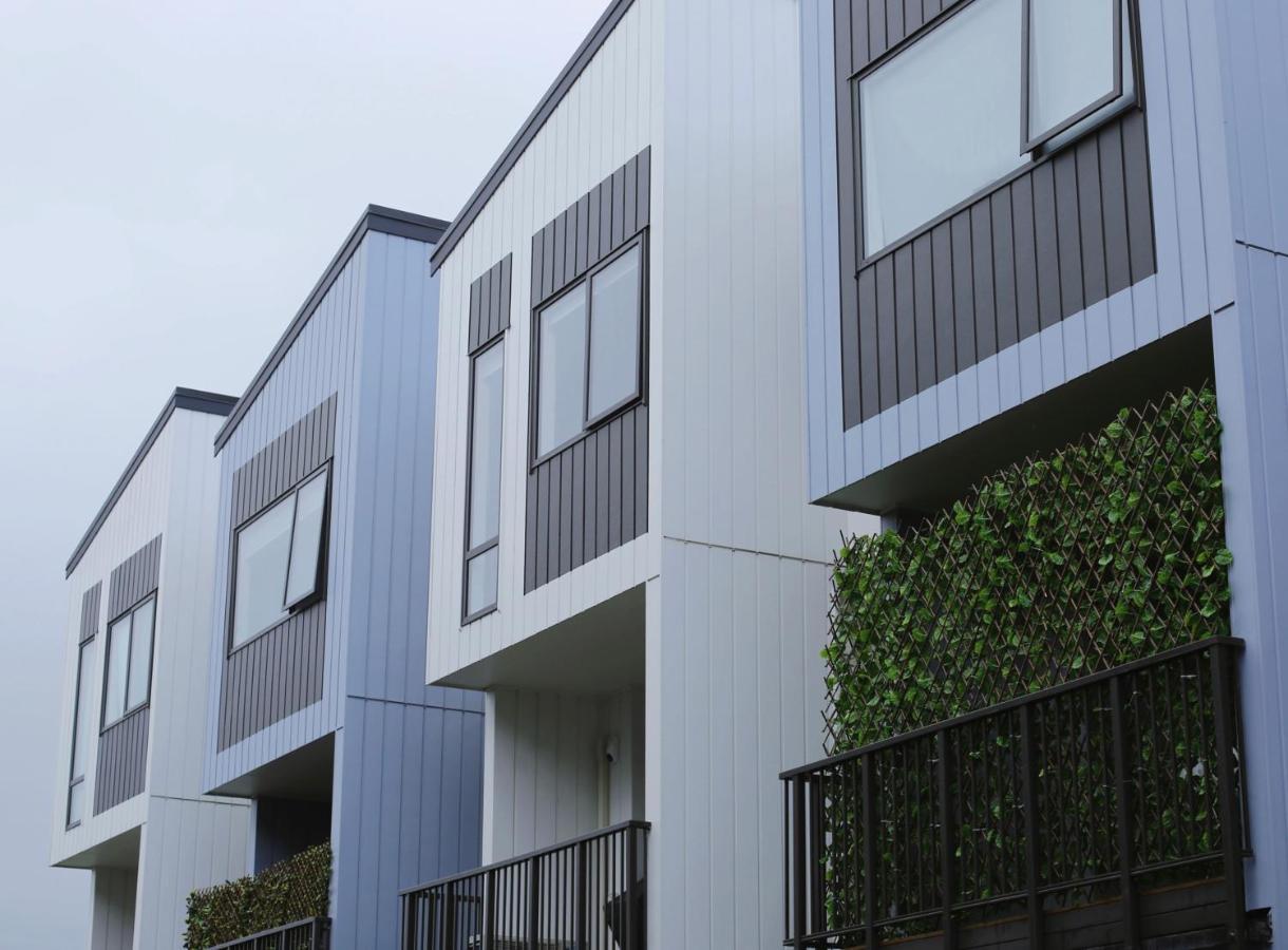 Cozy And Comfortable, Sunny Three-Storey Building Auckland Esterno foto